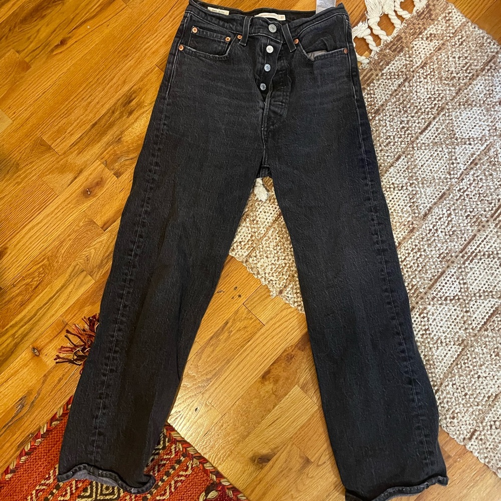 Levi’s ribcage straight jean
